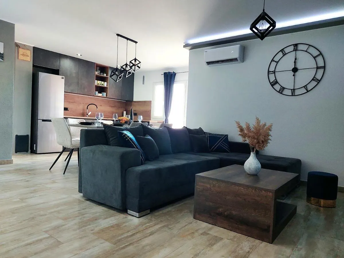 Brand New Apartment 