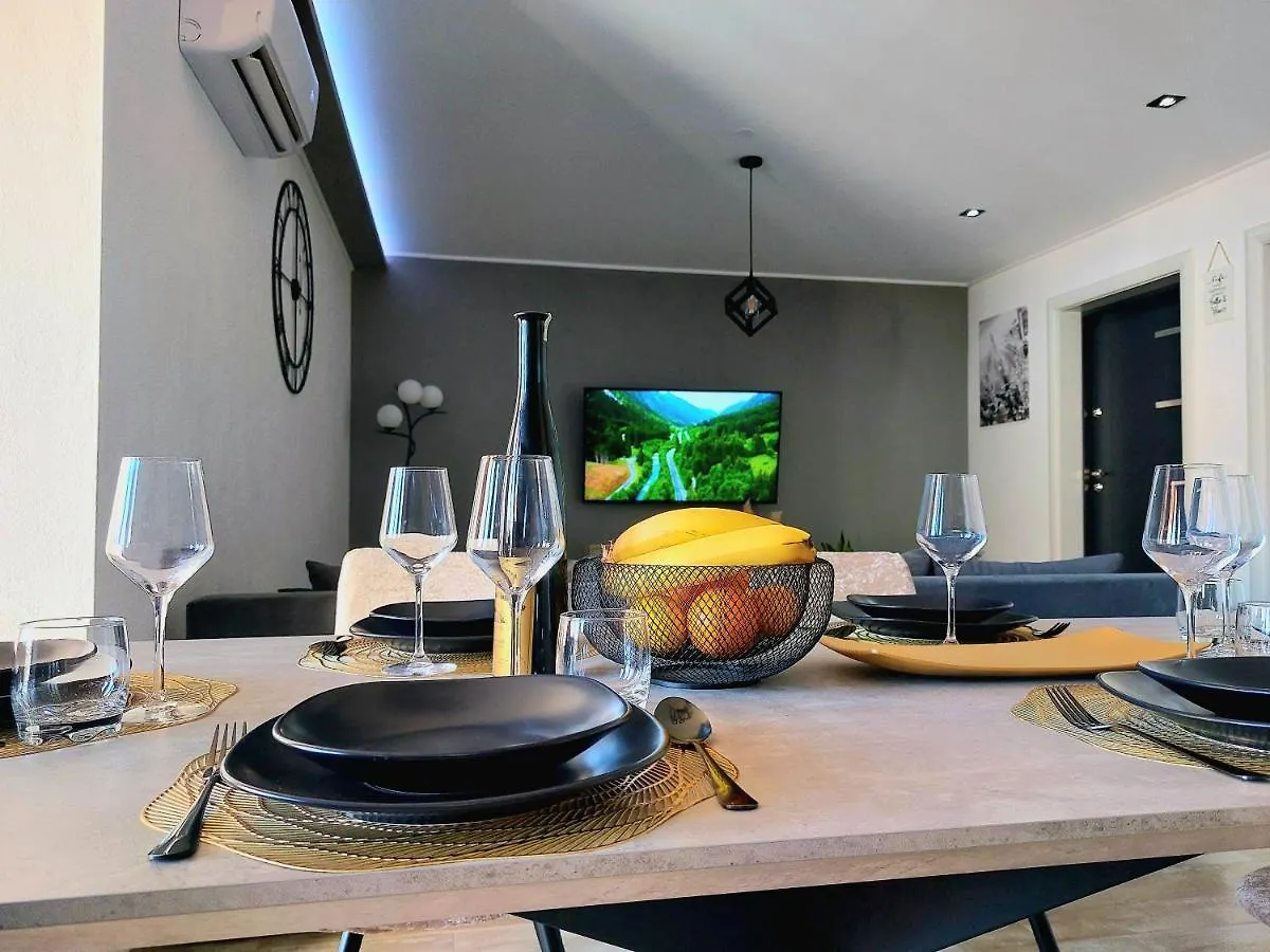 Brand New Apartment 
