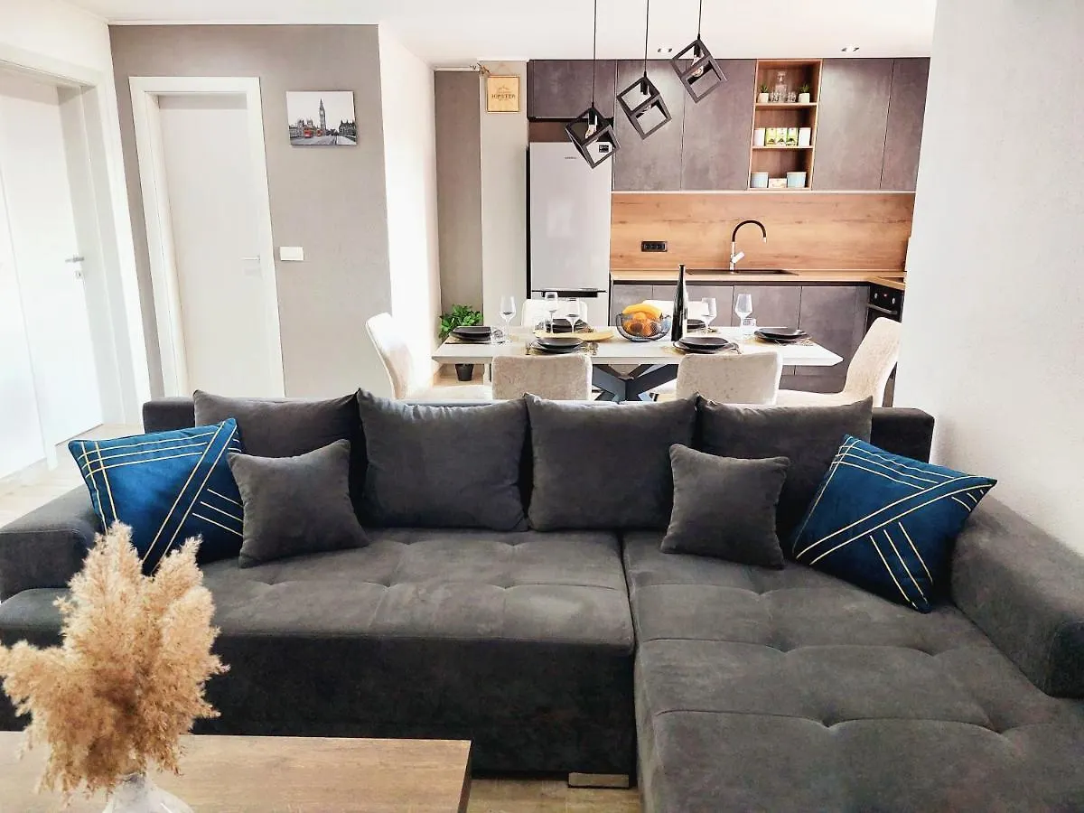 Brand New Apartment 