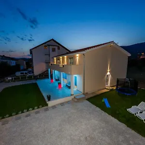 Apartman Lavender & Mint, Kastela